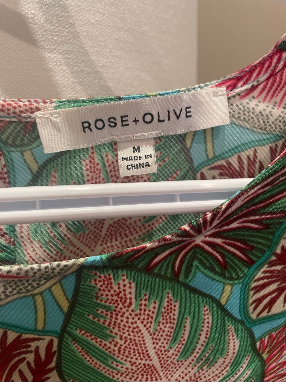 5/$25 Rose & Olive Pink Floral & Teal Leaf Flutter Sleeve Blouse - Picture 3 of 6